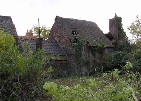 Coachmans cottage Stable Garden High House Production Park Purfleet Royal Opera House National Skills Academy ROH social heritage local cultural history restoration redevelopment horses Manor of West Thurrock